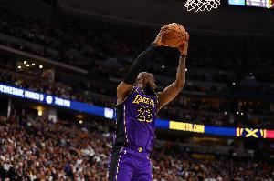 詹宁斯：老詹是NBA历史唯一横行霸道&带儿子进NBA的人 真正的黑帮