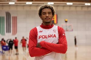 热身赛波兰94-89险胜格鲁吉亚 索汉缺阵 马穆16+4&比塔泽14+6