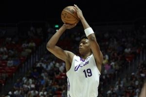 常规时间错失准绝杀球！贝利13中8 砍20分7板！