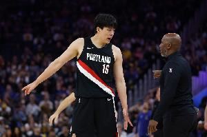 媒体人：小杨最大的特点就是适应能力好 学习能力强悟性高