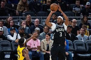 美记谈特纳被嘘：如果你是为了钱而离开 你就很可能会被球迷嘘