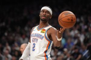 手感很一般?亚历山大打满首节 8中2&三分3中0拿到5分3板3助