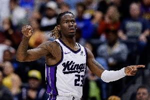 球迷高呼上自己!基翁·埃利斯:这是球迷们纯粹的爱 我爱他们